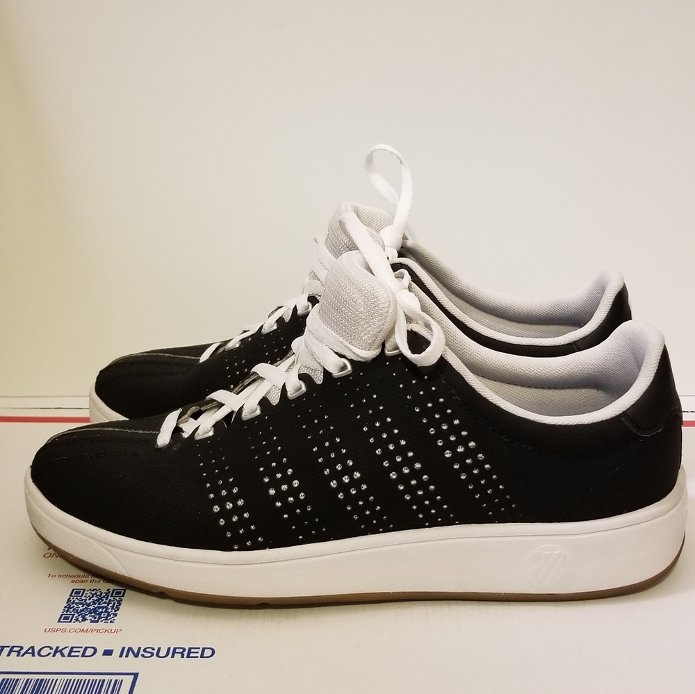 K-Swiss shoes black and white size 12
